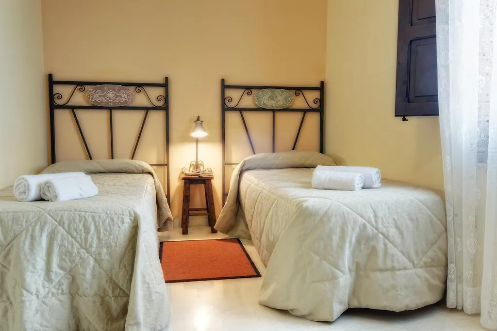 Farm stay Agriturismo Vultaggio Villa Guarrato Italy