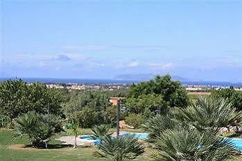 Farm stay Agriturismo Vultaggio Villa Guarrato Italy